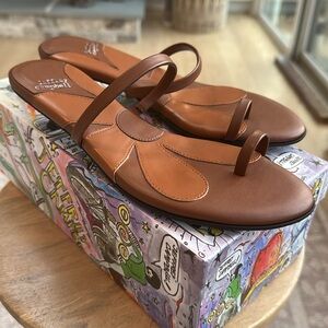 Jeffrey Campbell Phosphorus Toe Ring Kitten Heel Sandals